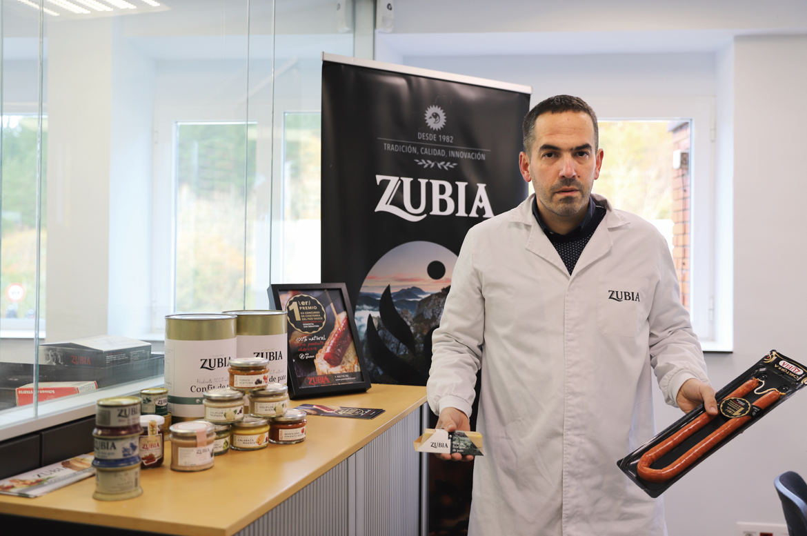 "Foie gras osoa eta txistorra dira Gabonetako izarrak"