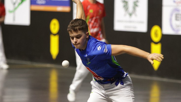 Bergaran 19-22 irabazi ostean, Barrocal-Perez bikoteak lidertza izango du gaur jokoan