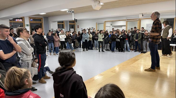 Elkar Hezi ikastetxeak ikas-komunitatearekin ospatu du 25. urteurrena