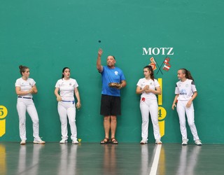 Antzuolarrendako jaialdi gazi-gozoa: Galeano garaile; Insausti, Mendizabal eta Balerdik ezin