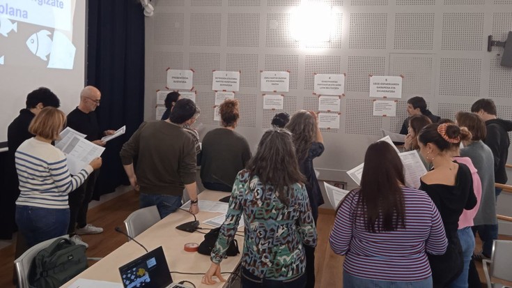 Elkarlanean, haur eta nerabeak ingurune osasuntsu eta babestu batean haz daitezen