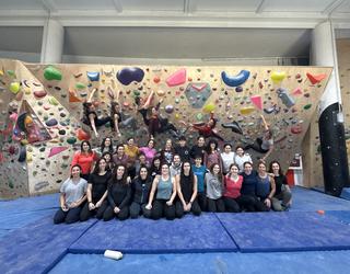 Neska eskalatzaileen topaketarako izen- ematea zabalik dago