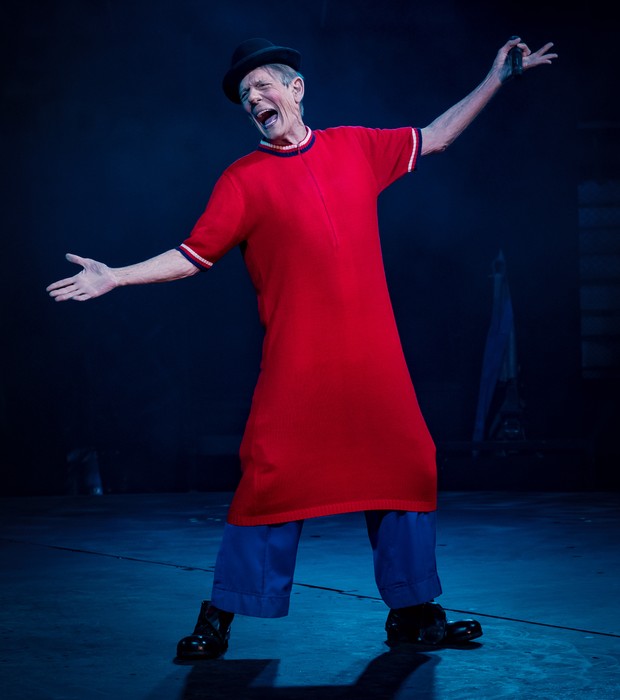 Alfonso Aragon Sac 'Fofito': "Familiakoek erretiroa hartzeko esaten didate, baina zirkuak bizitza ematen dit"