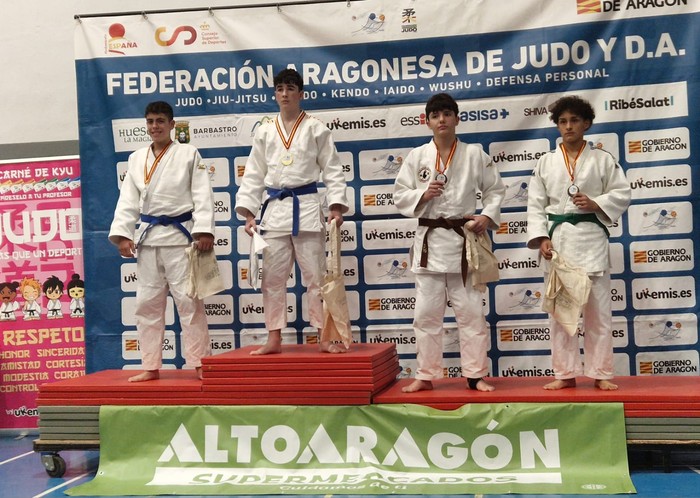 Beñat Ovejero Desoreka judo klubeko kirolaria txapeldun orde Barbaston