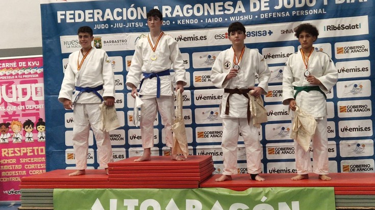 Beñat Ovejero Desoreka judo klubeko kirolaria txapeldun orde Barbaston