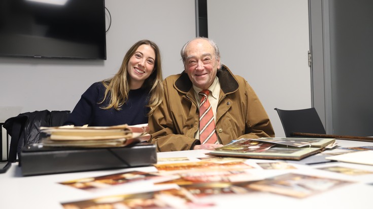 Diseinuekin historia egin duen aitonaren lana, lekukoa pasioz hartu dion bilobak kontatua