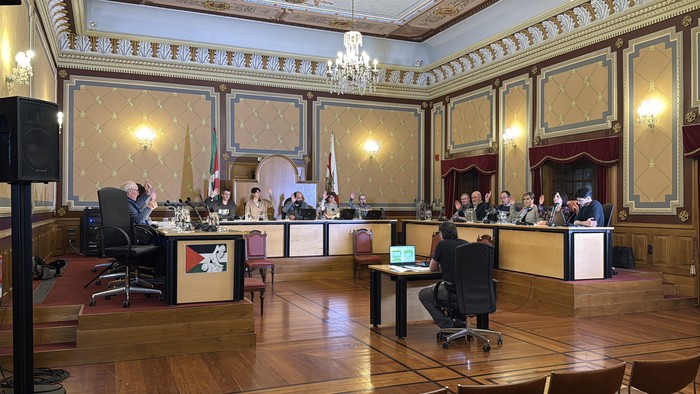 Bergarako trafiko ordenantzan aldaketak txertatzea onartu du udalbatzak aho batez