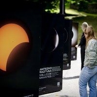 Hitzaldia: 'Eklipseak eta asmakizunak: Eguzkiaren itzalean'