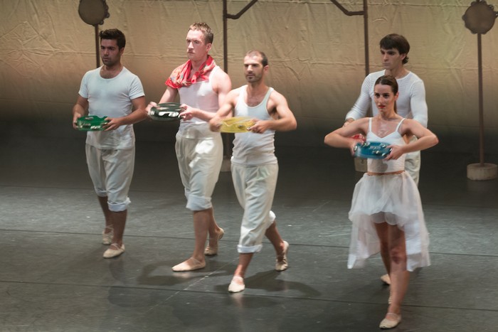 Maurizia pandero jolearen historia ezagutu dute dantzaren bitartez bergararrek - 21