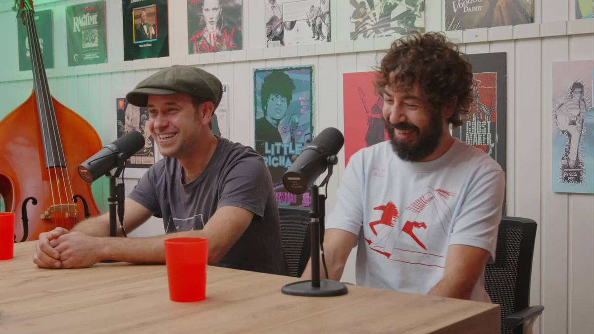 Erromintxelak: "Nazkatzen gara tarteka, baina ezin dugu utzi; erraietatik bizi dugu musika"