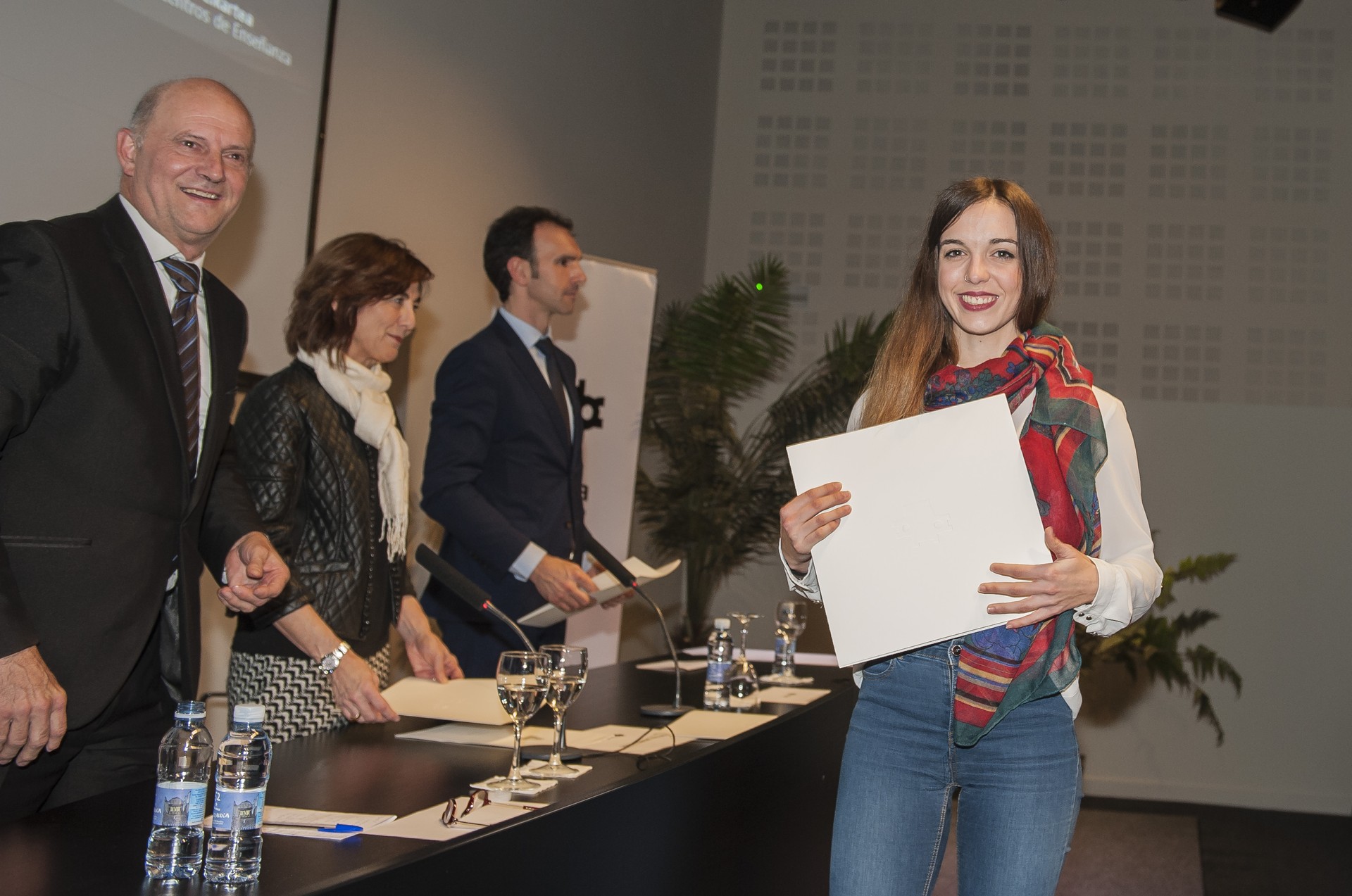 Ikasketa Amaierako Kutxa Saria jaso du Eneritz Larrea elgetarrak 