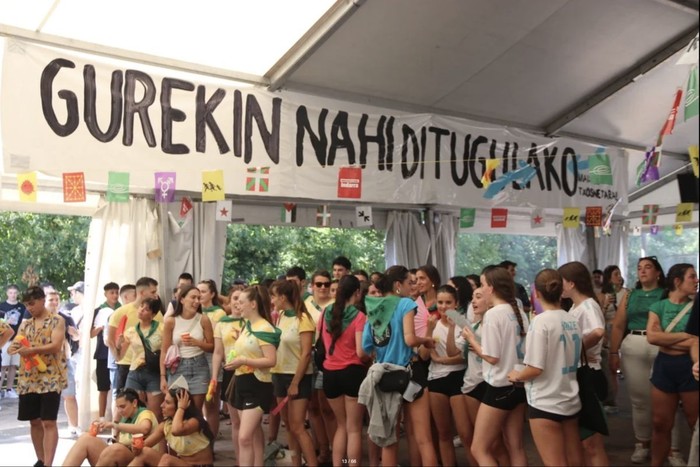 Urte osoko lanaren emaitza da Eskoriatzako txosnaguneko egitaraua