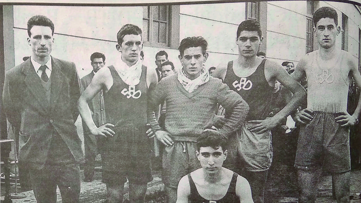 Garai bateko atleta antzuolarrak