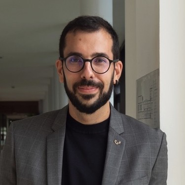 'Ingurune digitala eta ongizatea' hitzaldia