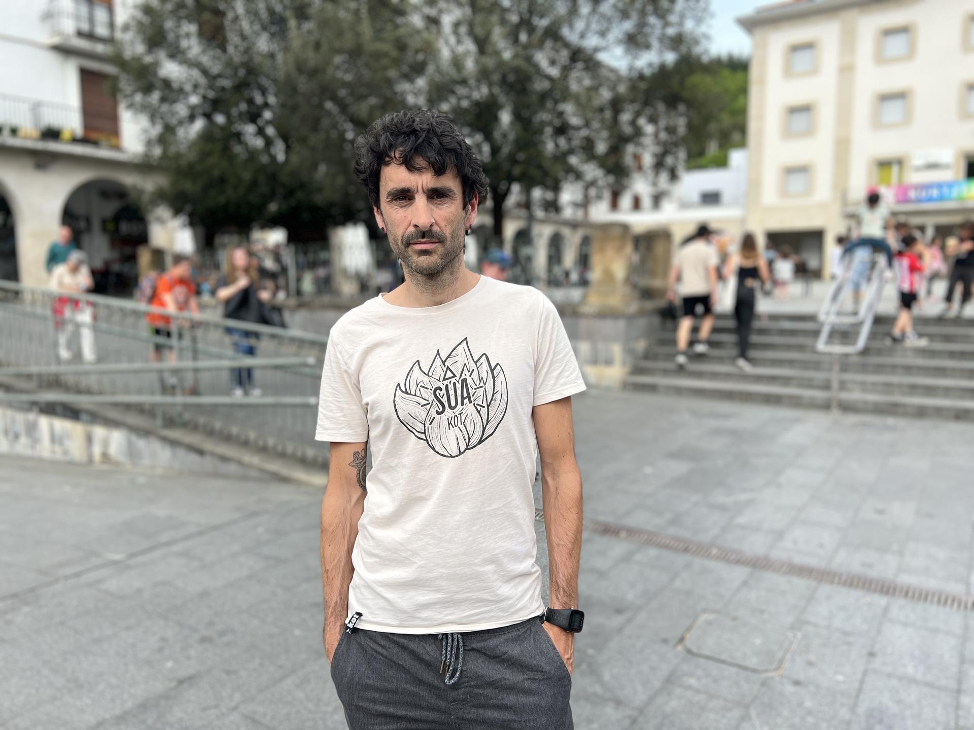 Gari Iturbe: "Euskara, esparru ezberdinetatik ari da erasoak jasaten"