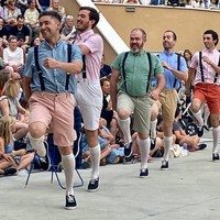 'Haurreskolari' dantza emanaldia