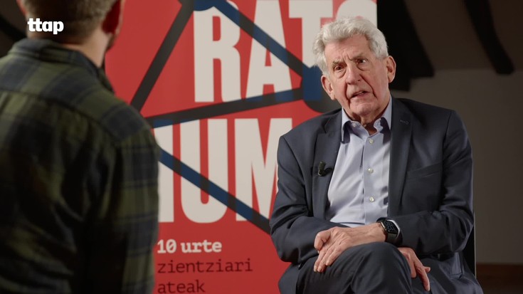 Pedro Miguel Etxenike: "Zientziaren ondorioei jarri behar zaizkie arauak, ez zientziari berari"