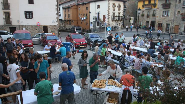 Kuban girotutako festa izango da aurtengo Elkartasun eguna