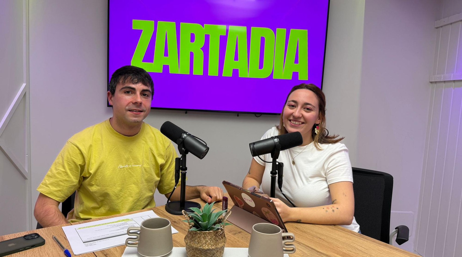 Komunitatearen hamaika ahots entzungai Podcast Gelan