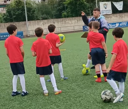 Gero Sortuz futbol campusa antolatu du UDA uztailerako