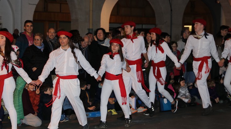 Aretxabaletako kintoen dantzak, Santa Ageda egunean