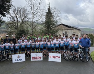 Denboraldi berrirako taldeak aurkeztu ditu Lokatzak