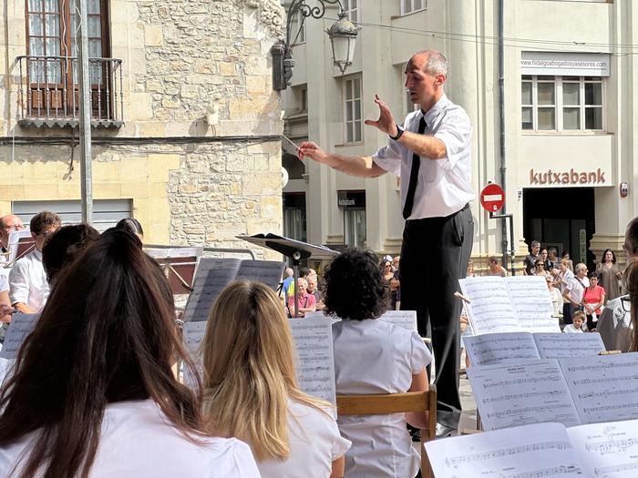 Plazan emango du kontzertua bihar Bergarako Musika Bandak