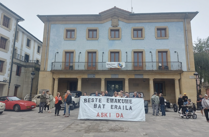 Bilboko hilketa matxista salatu dute Elgetako plazan