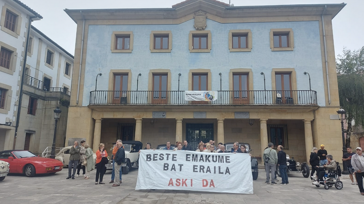 Bilboko hilketa matxista salatu dute Elgetako plazan