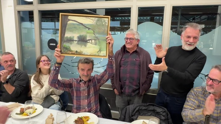 Beart elkarteak Xabier Azkarate omendu du azoka osteko bazkarian