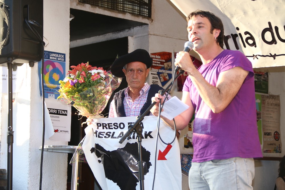 Julian Tena bergararrari omenaldia egingo diote uztailaren 14an