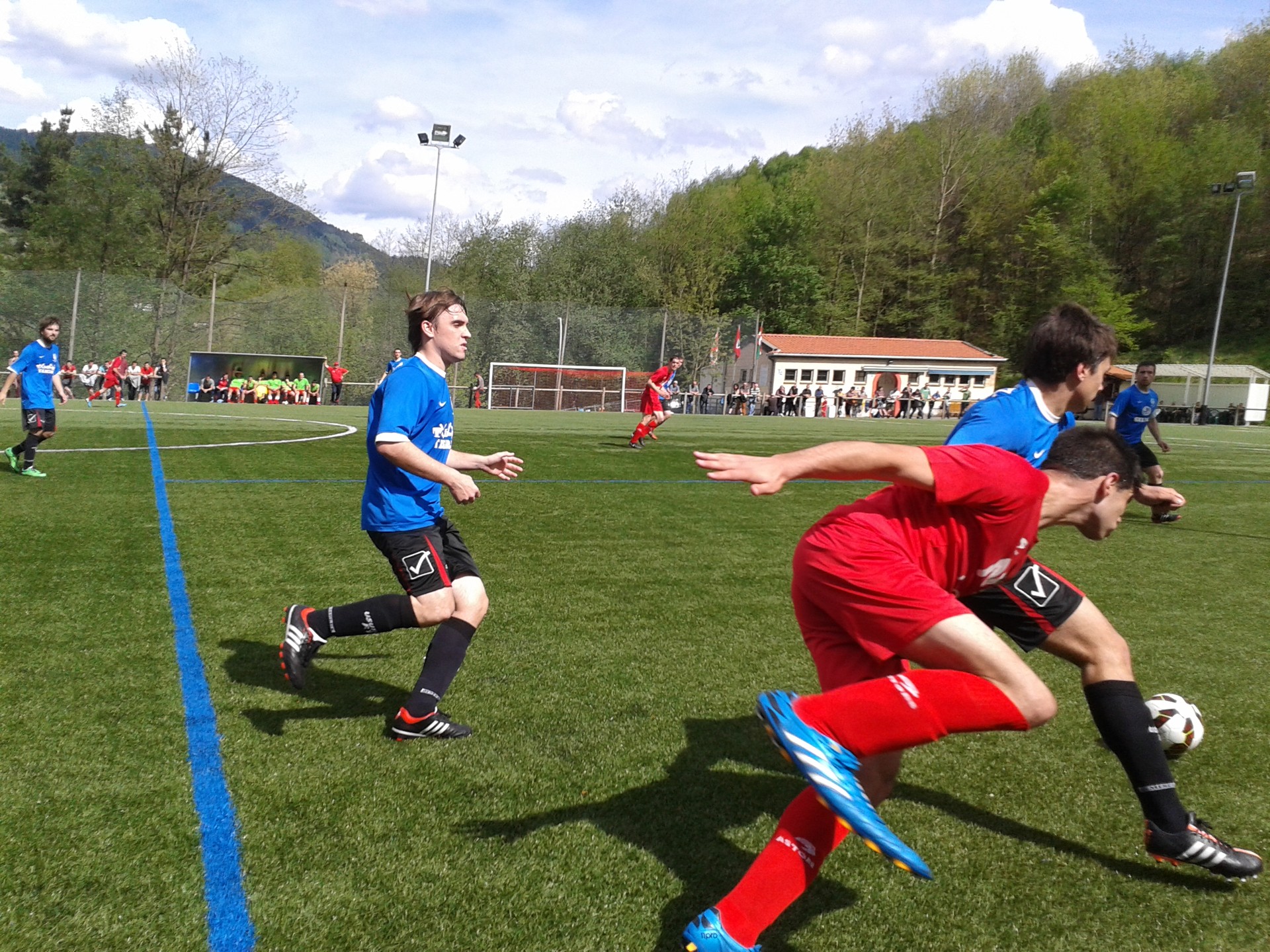 Antzuolak berdinketa (3-3) eta Bergarak garaipen (1-0) garrantzitsua