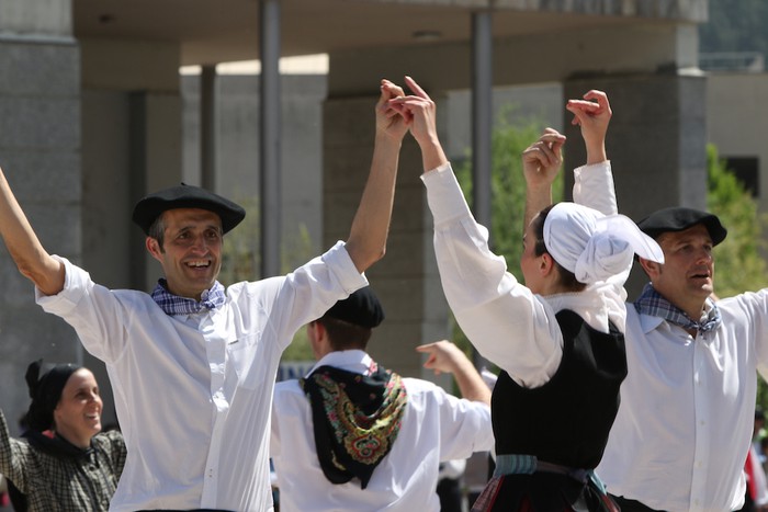 Debagoieneko 25. Dantzari Eguna, Arrasaten - 80