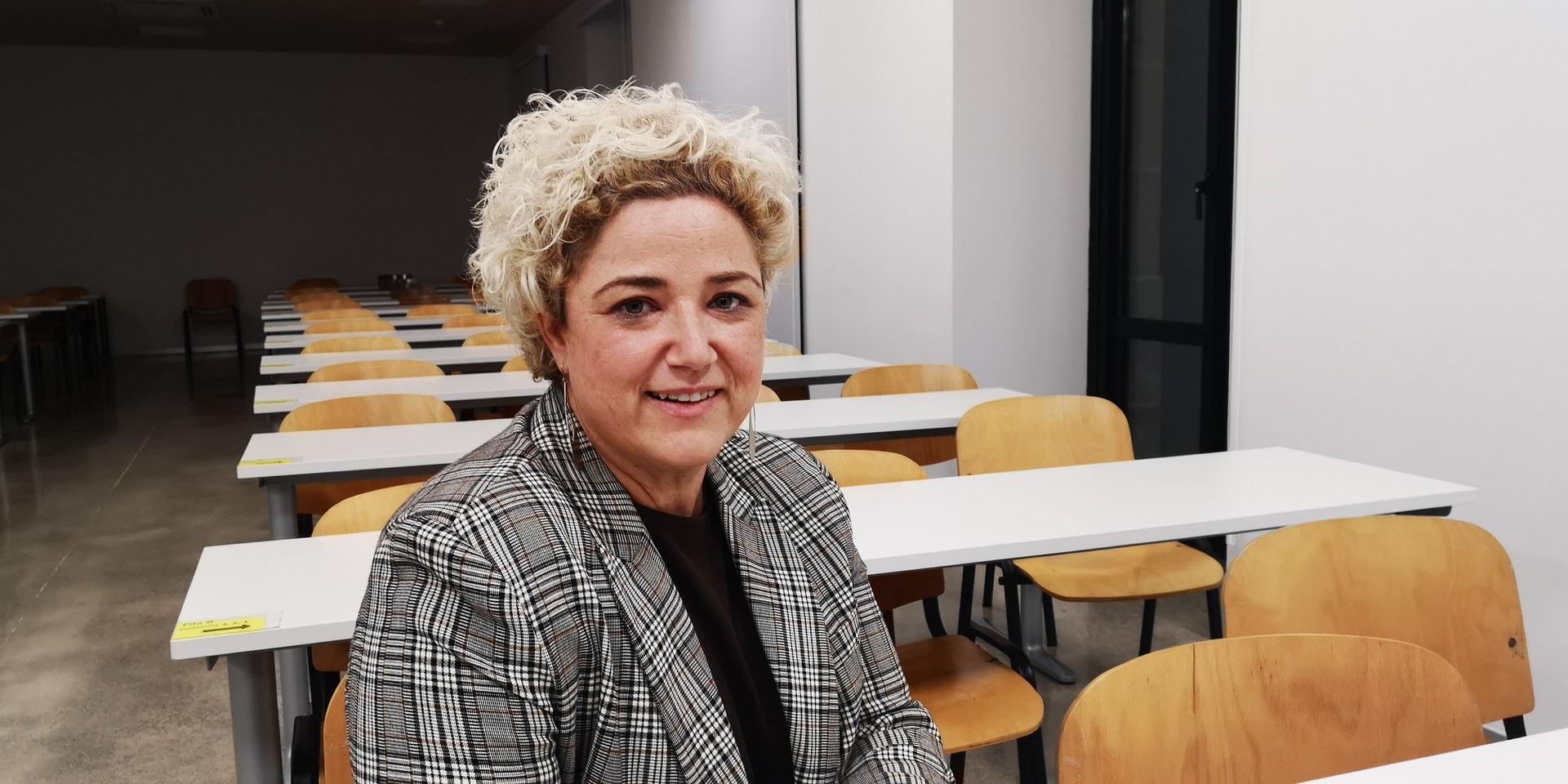 Egoitza ereduaz eta etxez etxeko laguntzaz jardungo du Maite Peña diputatuak bihar Oñatin