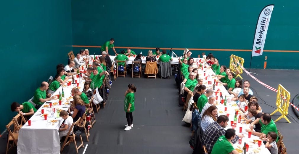 Mekalkik 25. urteurreneko festa egin du