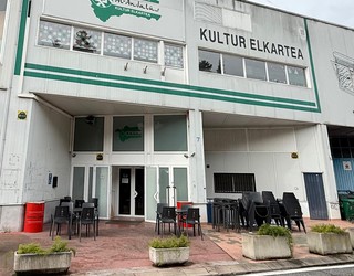 Centro Cultural Al Andalus jatetxean, bi pertsonarendako otordua