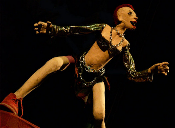 'Circ Cabaret' txotxongilo ikuskizuna