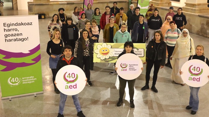 Euskalgintzaren loraldiaren ondoren, euskararen erabilera maldan behera