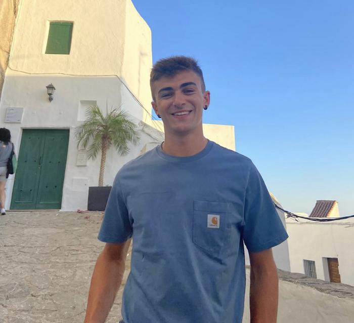 Jon Larrea: "Esan izan didate berriketan baino lehen ikasi nuela bi gurpilen gainean ibiltzen"