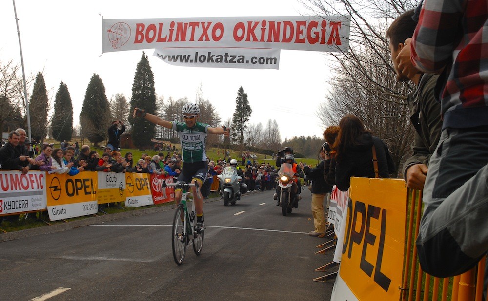 Gorlako azken zuzenean eraso gogorra jota, Arnau Solerendako txapela