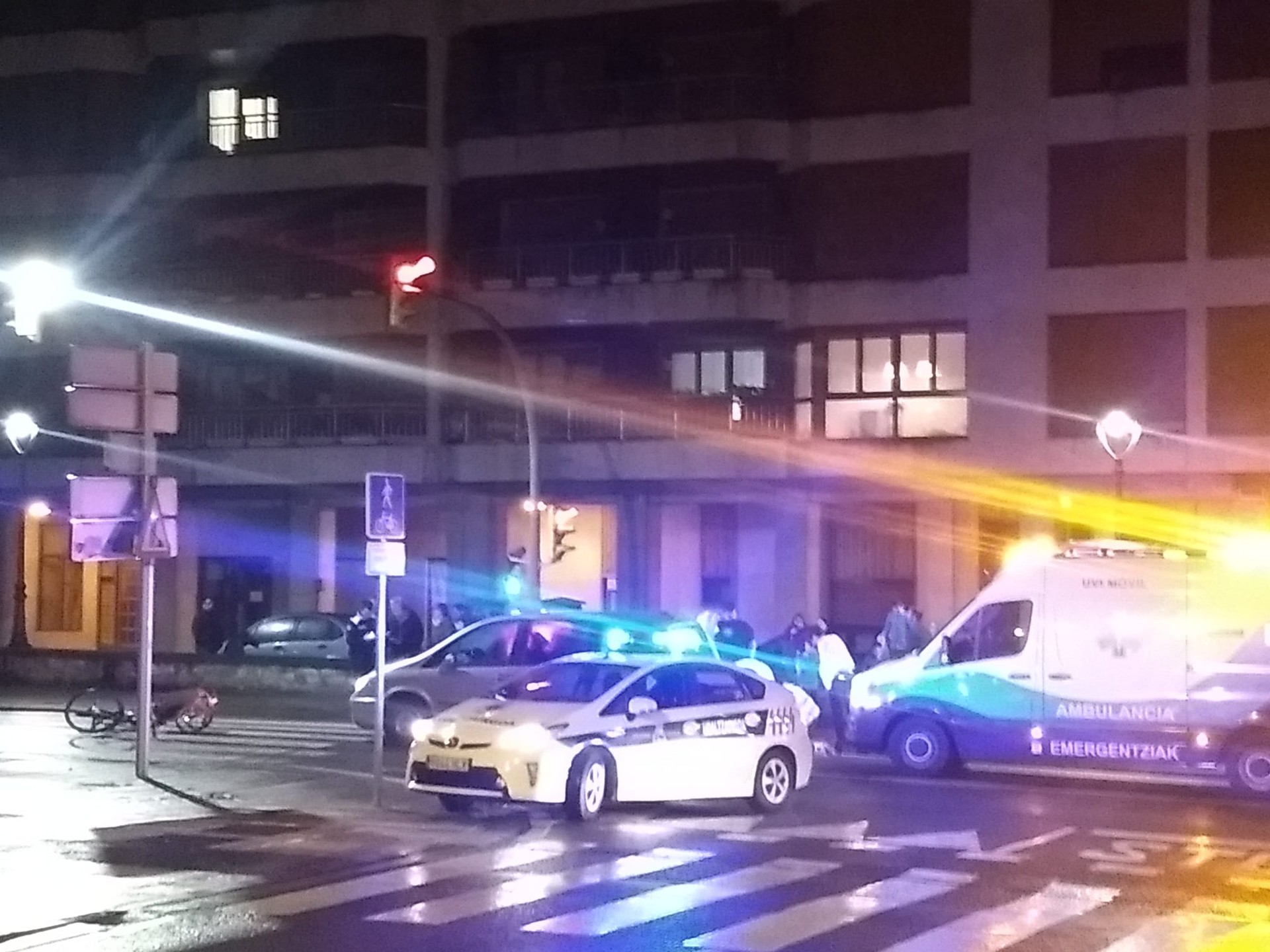 Istripua izan dute auto batek eta txirrindulari batek Olakua inguruan