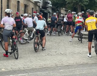 Bizikleta gainean gozatu dute, Eskoriatzan
