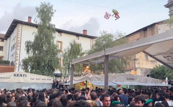 Txantxikuak eta danbor hotsek emango diete hasiera ofiziala herriko jai nagusiei