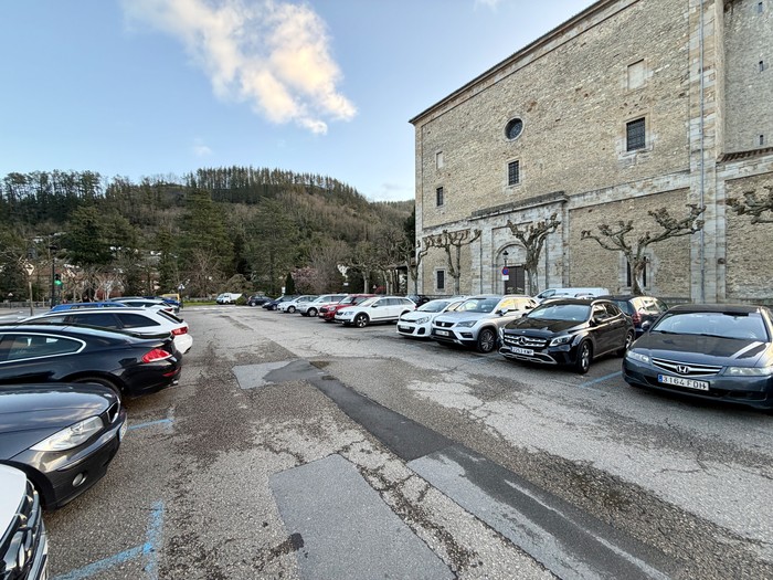 Pentekosteetako jai gunea Oxirondora lekualdatuko dute aurten