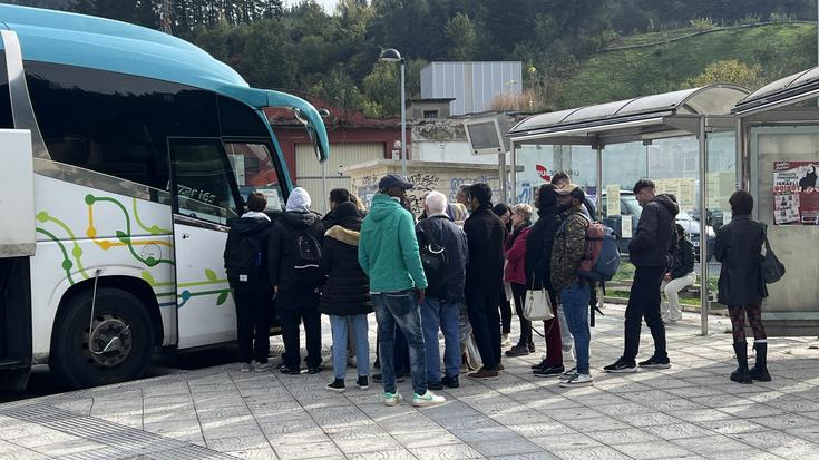 Lurraldebusen eta Udaleko taxiaren zerbitzu bereziak sanjuanetarako