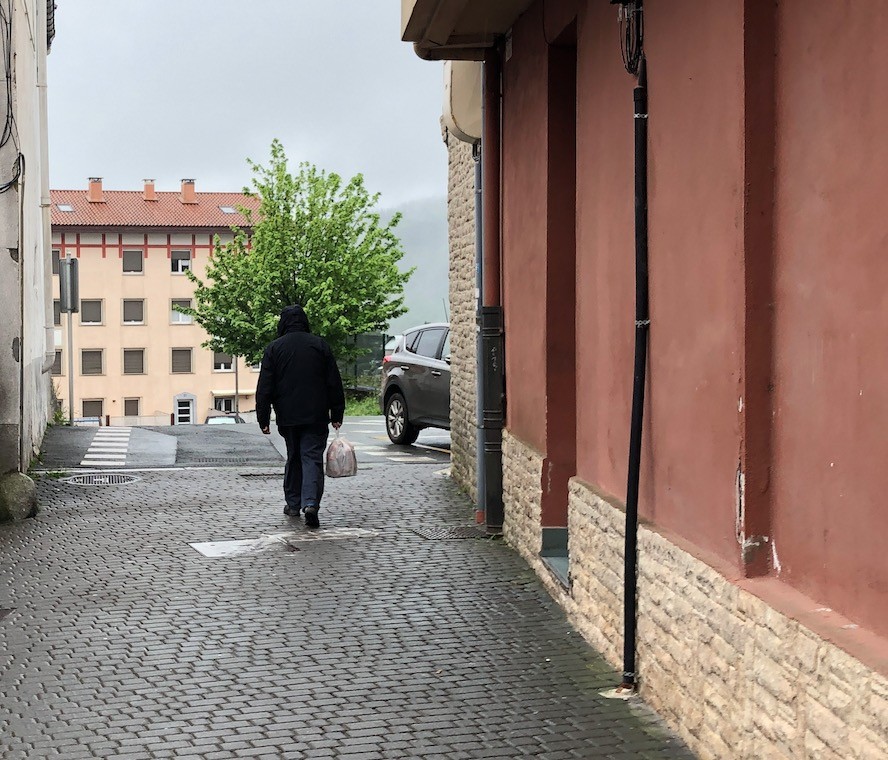 Elgetan ere kutsatze-lerroak moztea helburu