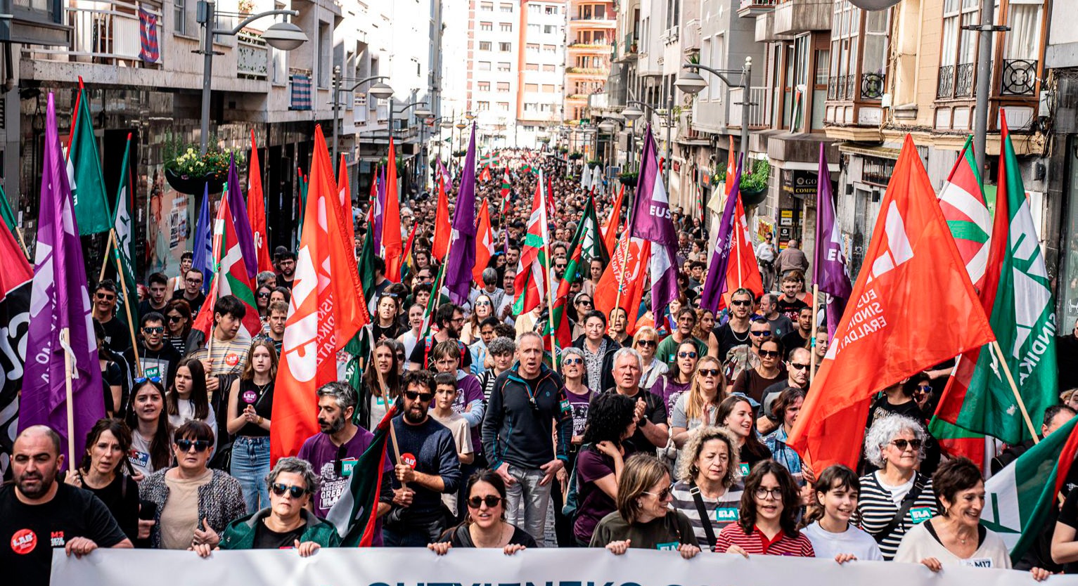Maiatzaren 1ean Debagoieneko langileak mobilizatzera deitu ditu ELAk eta LABek