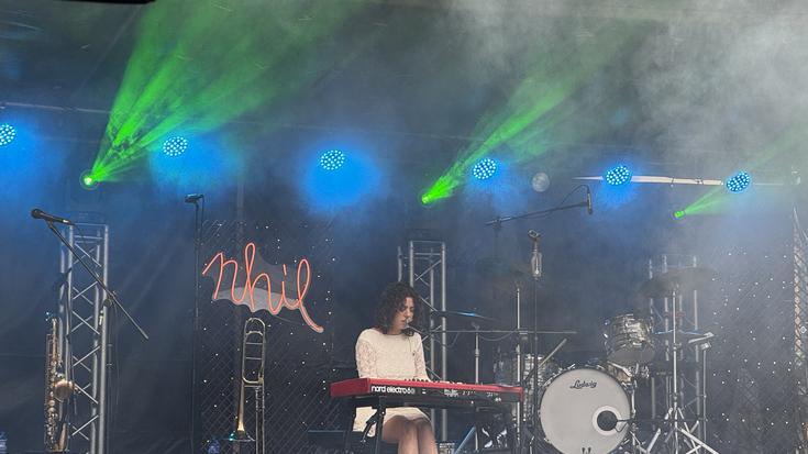 Nhil eta Gar taldeak