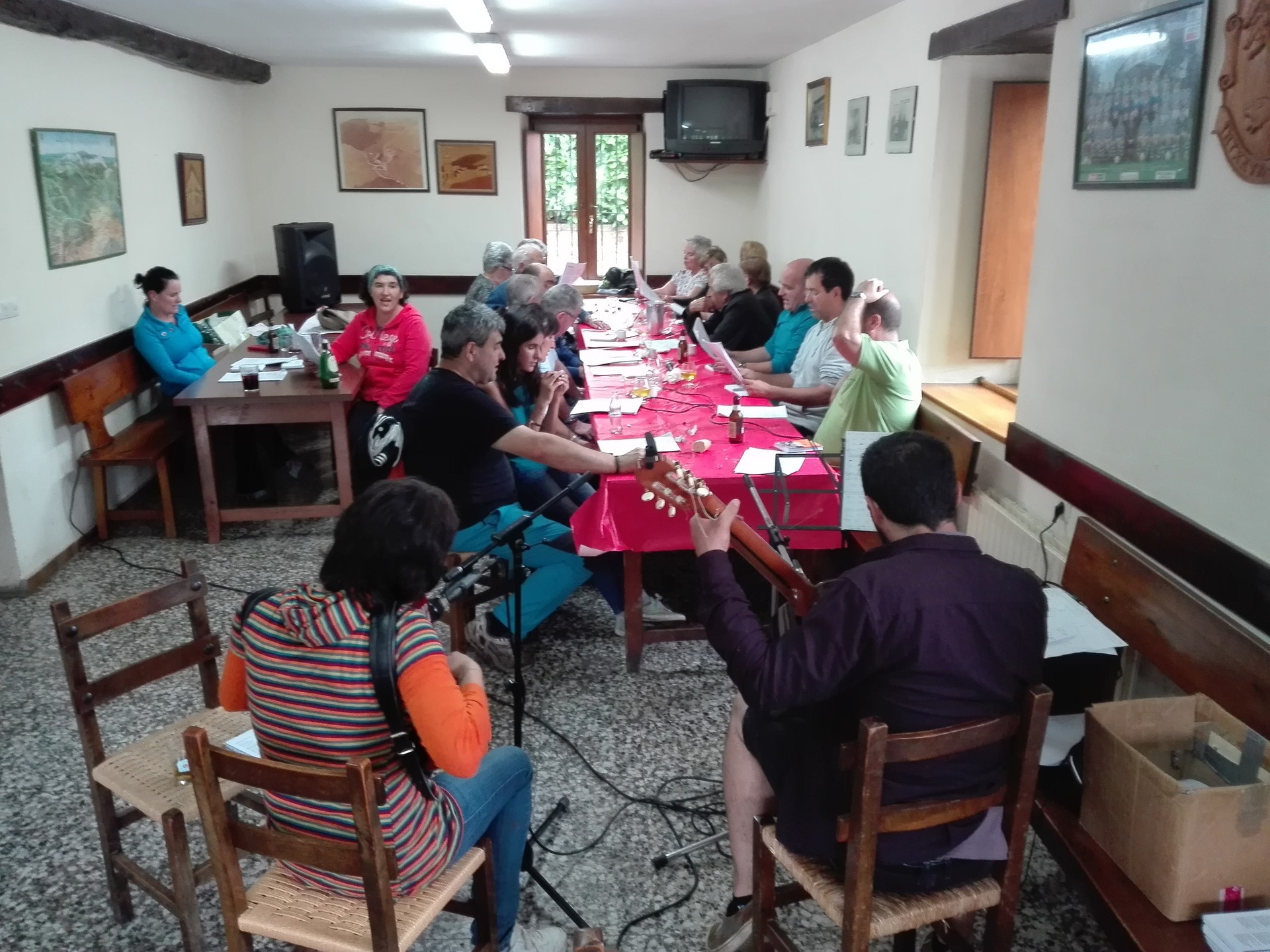Santixa eguna ospatu ostean, San Esteban jaiak izango dituzte Uribarrin