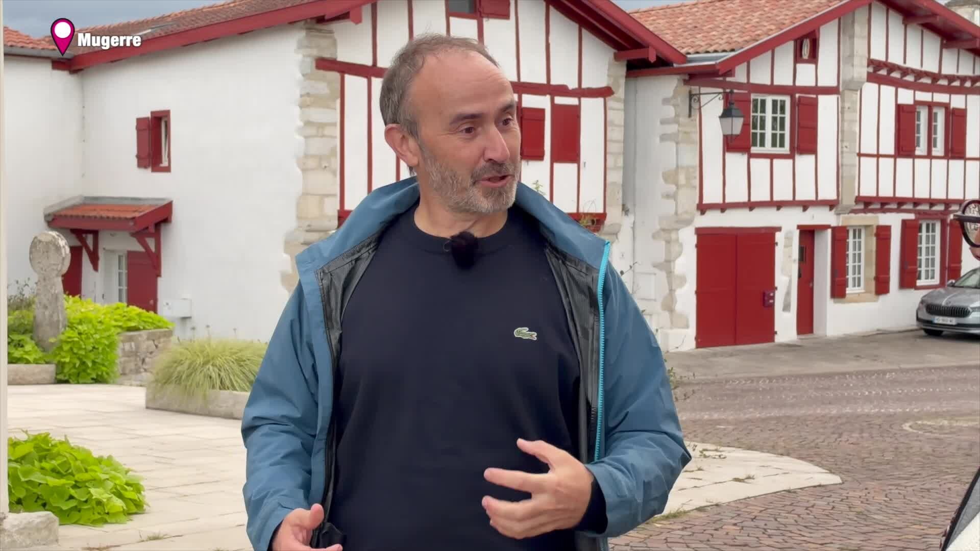 Aritz Aranguren: "Seme-alabek Elgetako euskara egiten dute Mugerren”